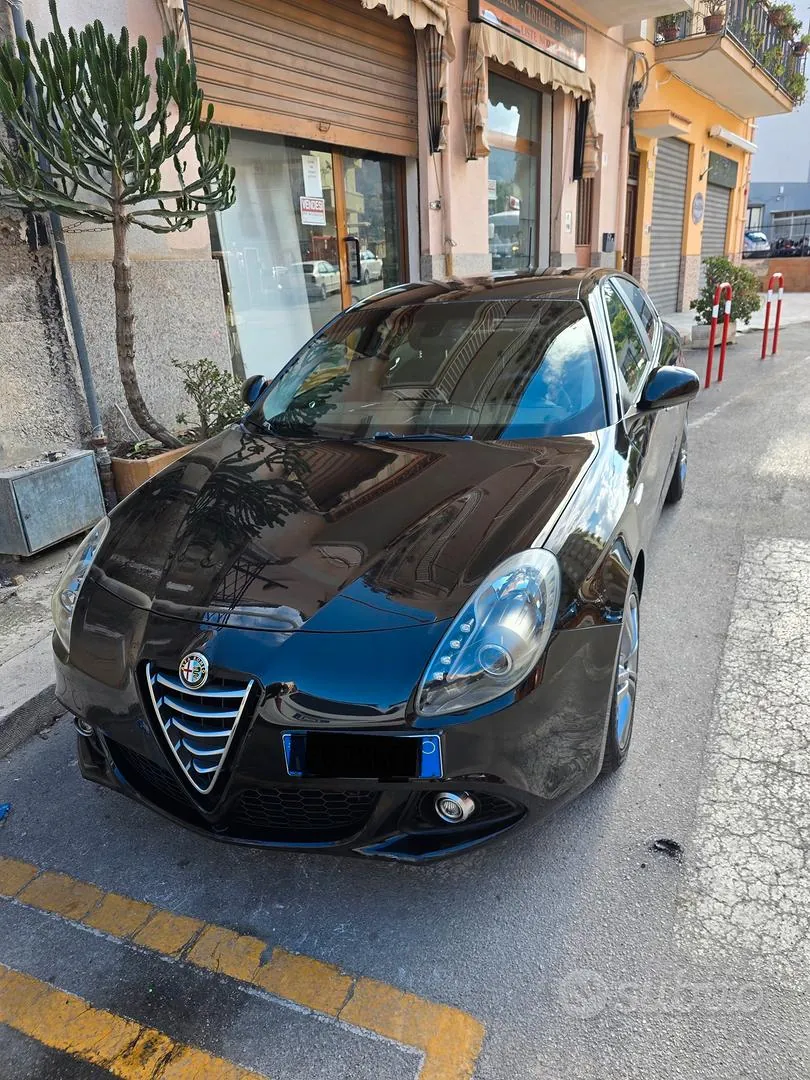 Alfa Romeo Giulietta 2015 photo 4