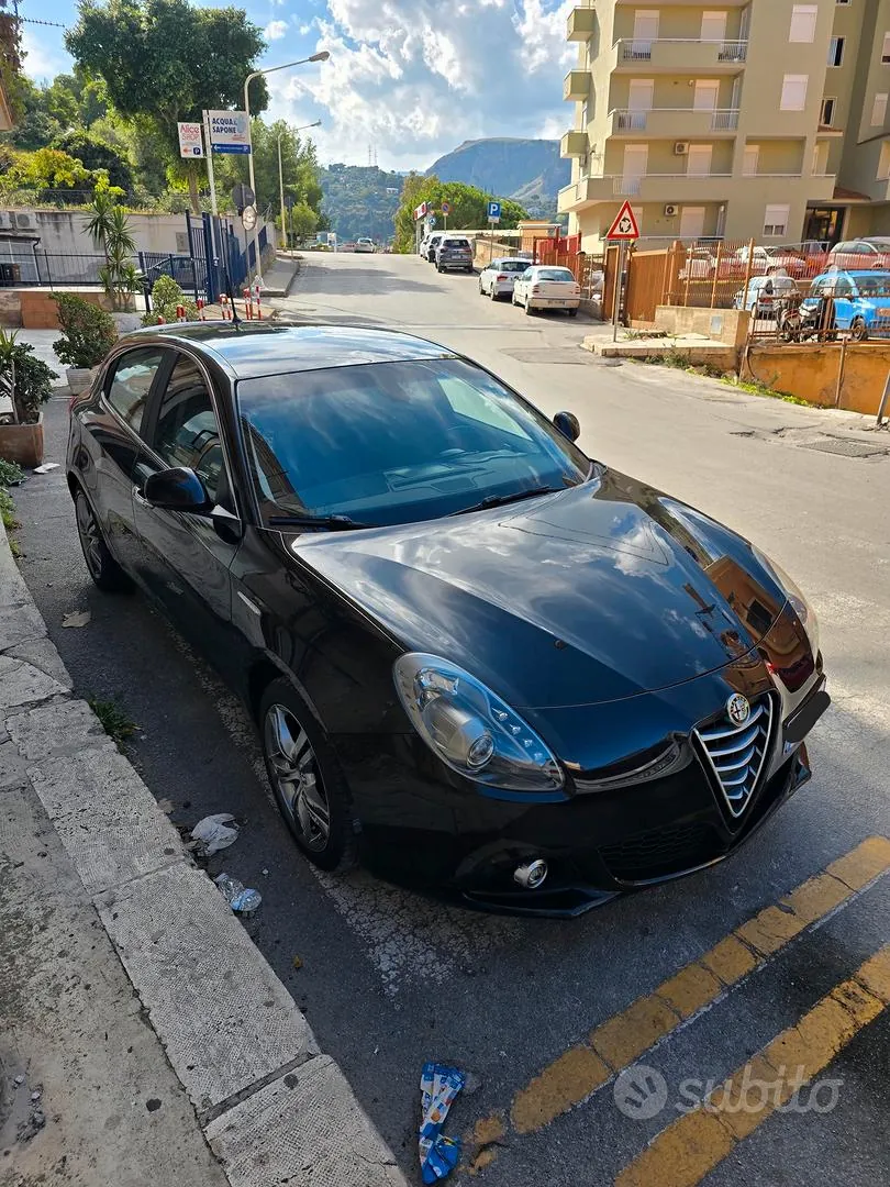 Alfa Romeo Giulietta 2015 photo 3