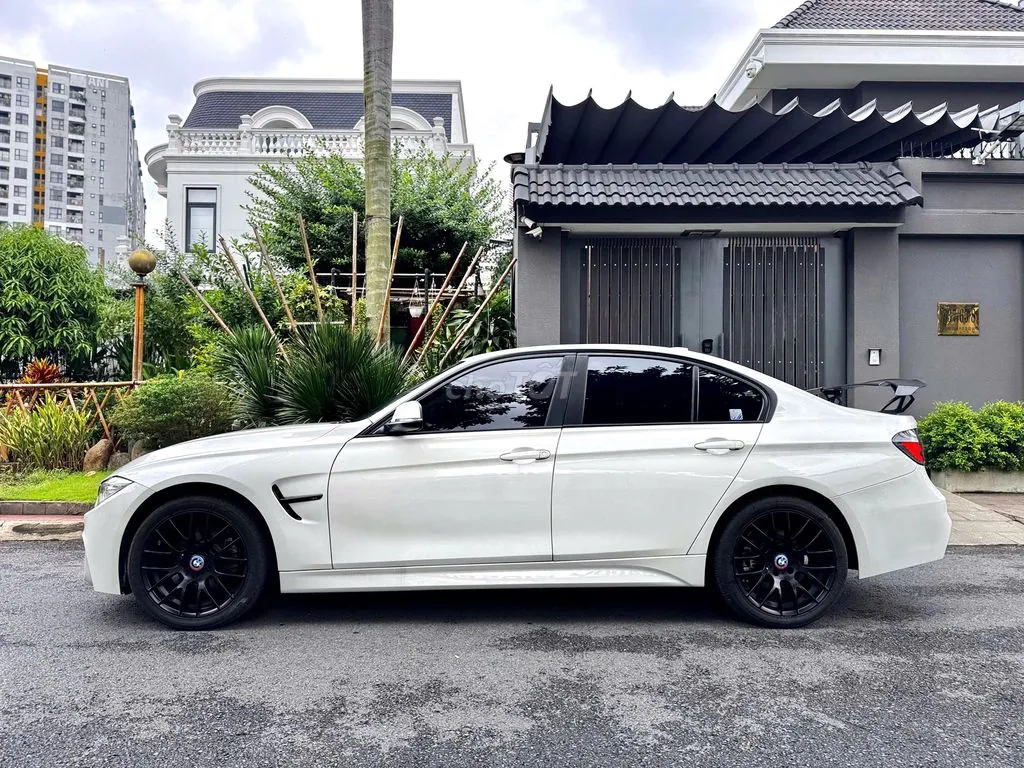 BMW M3 2014 photo 2