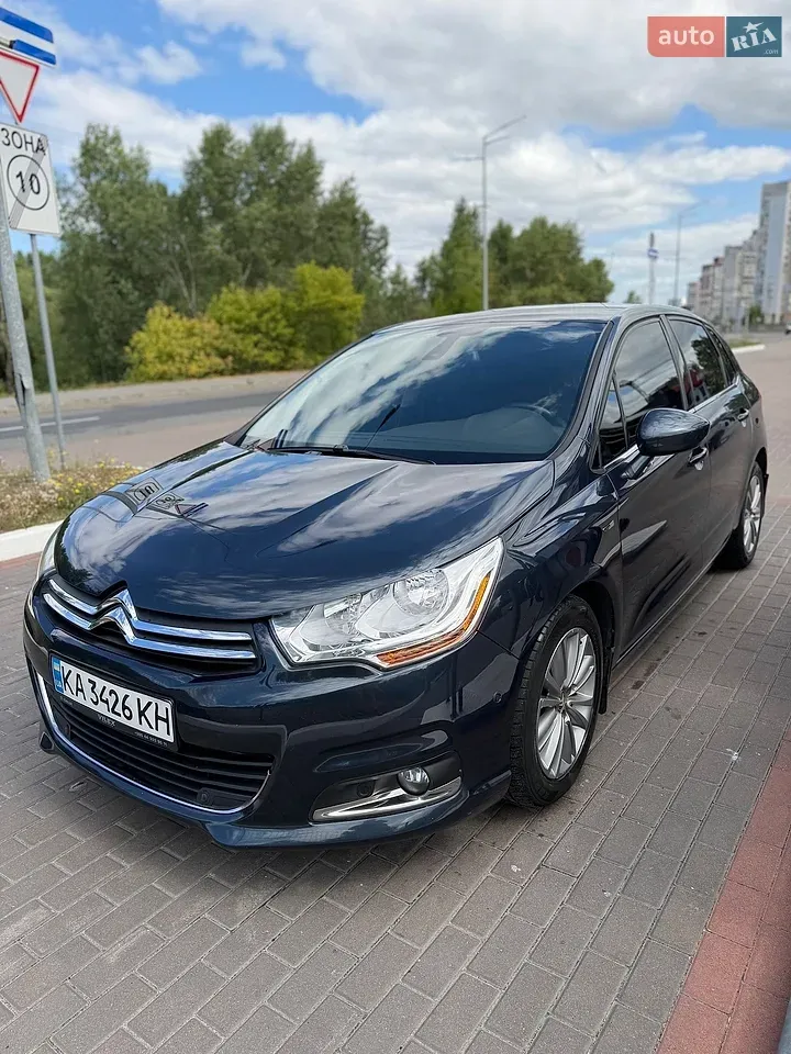 Citroen C4 2013 photo 2