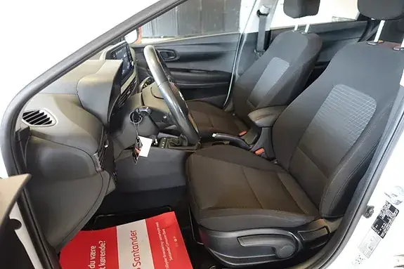 Hyundai I20 2022 photo 3