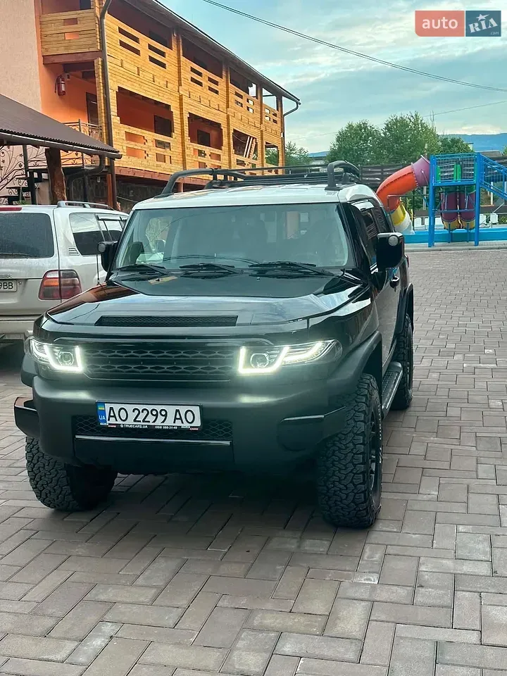 Toyota Fj Cruiser 2013 photo 4