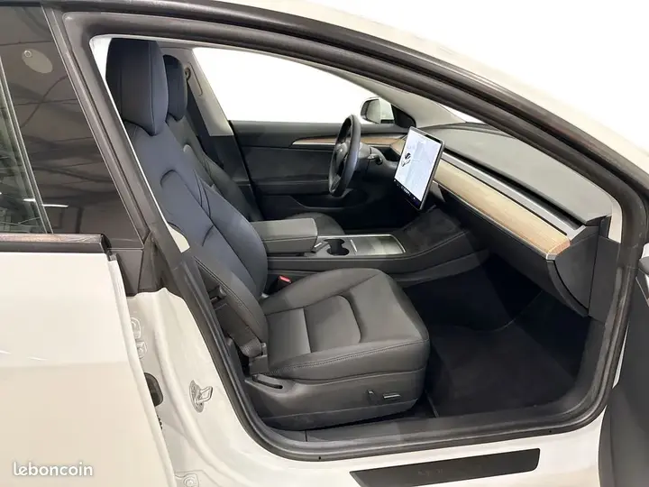 Tesla Model 3 2021 photo 4