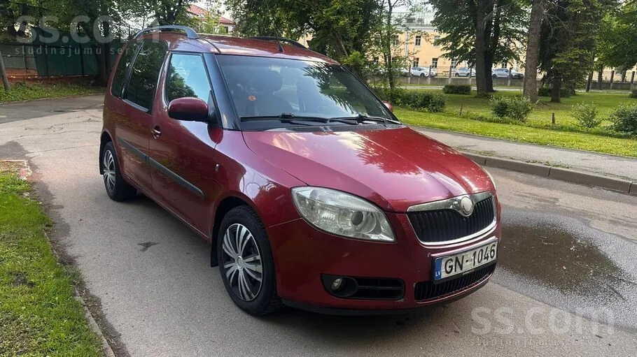 Skoda Roomster 2007 photo 2