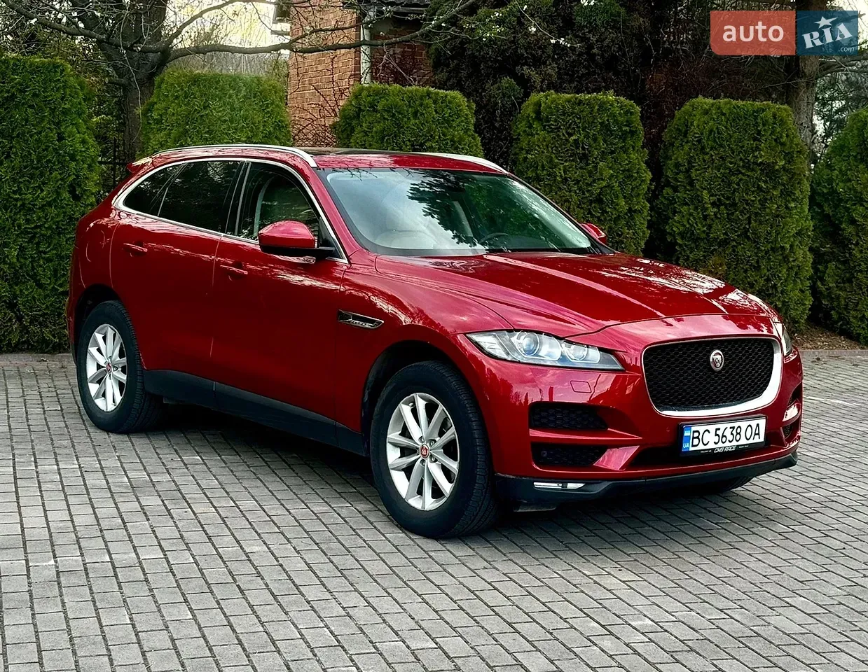 Jaguar F-Pace