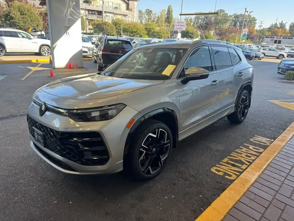 Volkswagen Tiguan 2026 photo 2