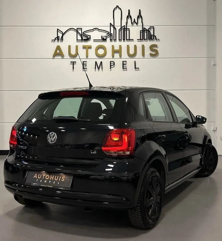 Volkswagen Polo 2009 photo 2