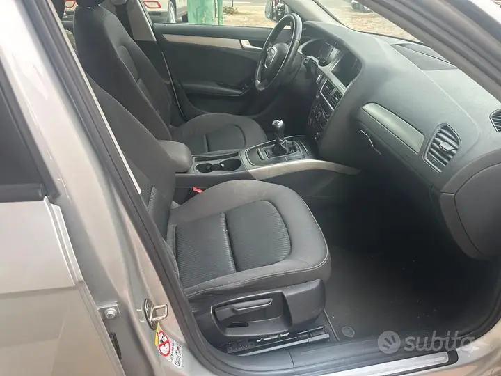 Audi A4 2008 photo 5