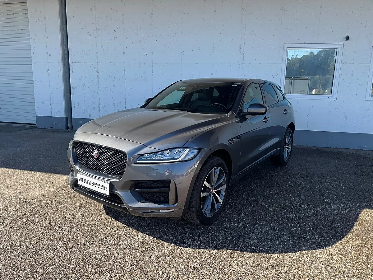 Jaguar F-Pace 2018 photo 3