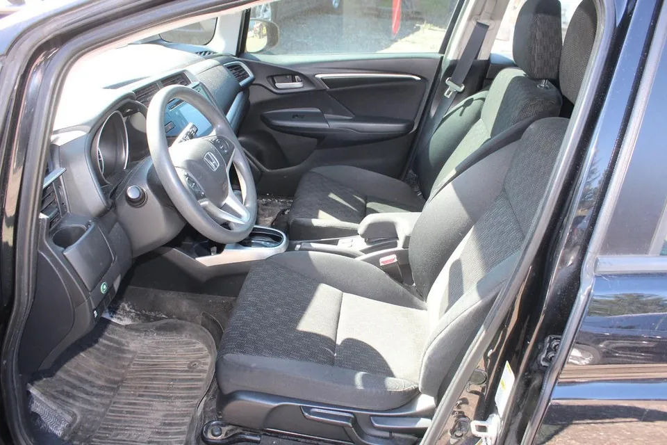 Honda Fit 2015 photo 5