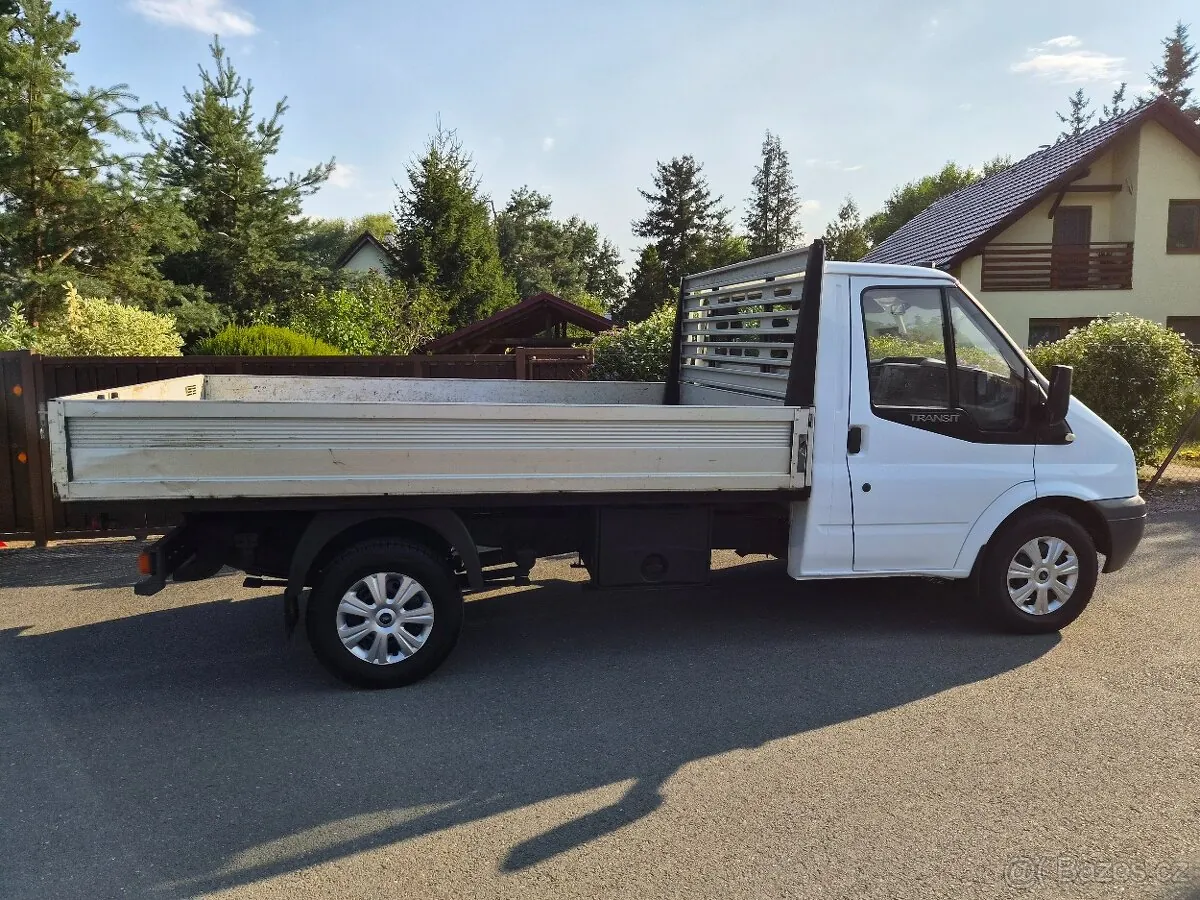 Ford Transit 2007 photo 2
