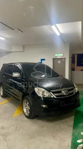 Toyota Innova