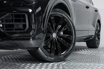 Volkswagen Touareg 2020 photo 3