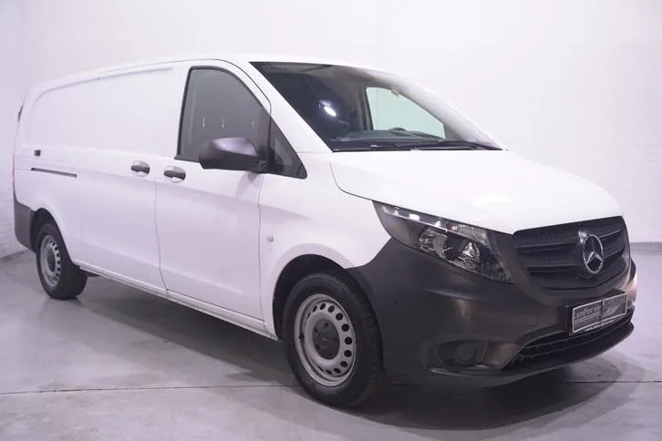 Mercedes-Benz Vito 2024 photo 2