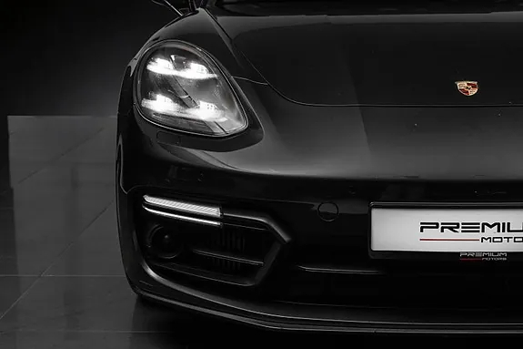 Porsche Panamera 2018 photo 5