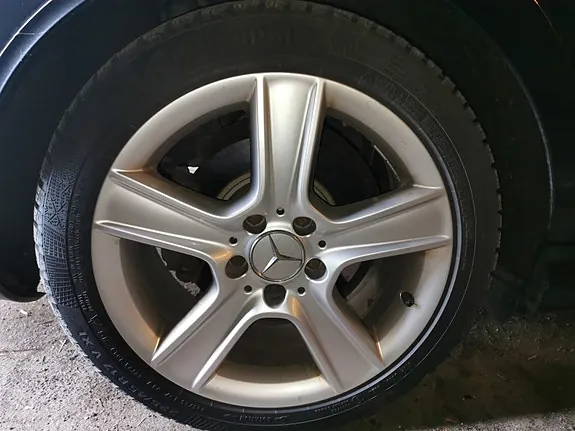 Mercedes-Benz C230 2009 photo 2