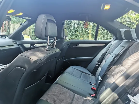 Mercedes-Benz C230 2009 photo 3