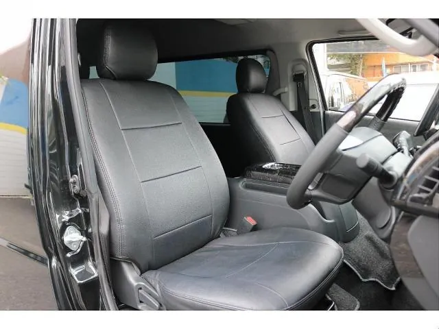 Toyota Hiace Wagon 2024 photo 3