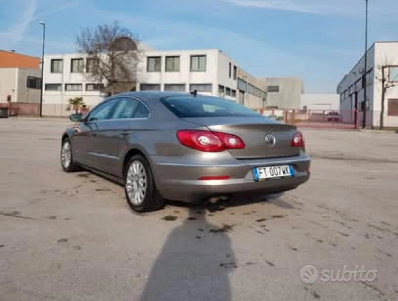 Volkswagen Passat 2019 photo 2