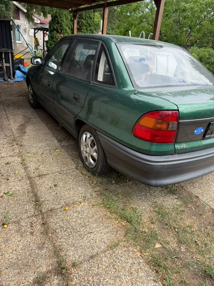 Opel Astra 1997 photo 3