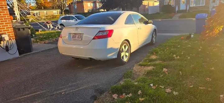 Honda Civic 2011 photo 4