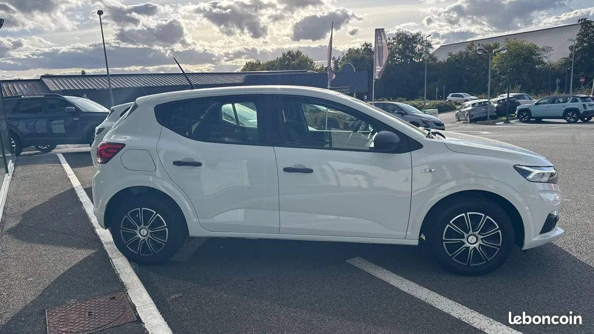 Dacia Sandero 2023 photo 4