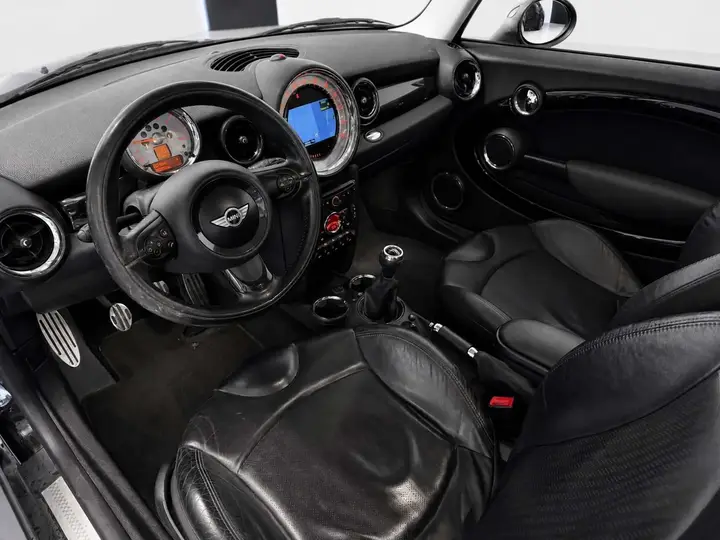 Mini Cooper S 2012 photo 4