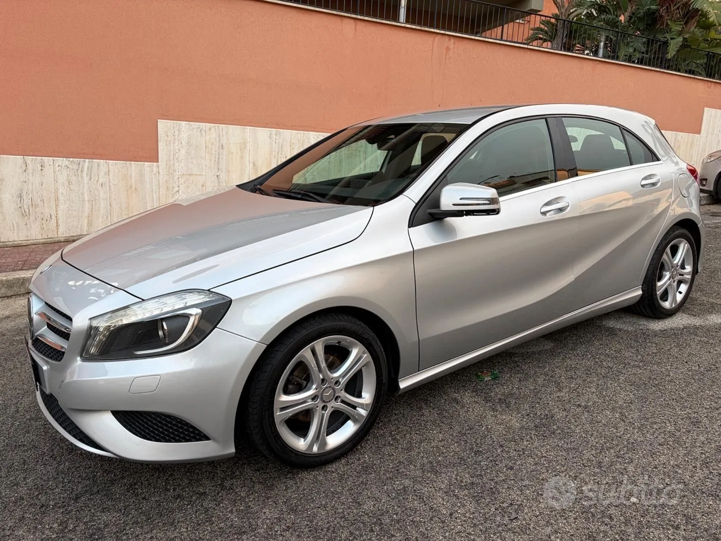 Mercedes-Benz A-Class 2013 photo 4