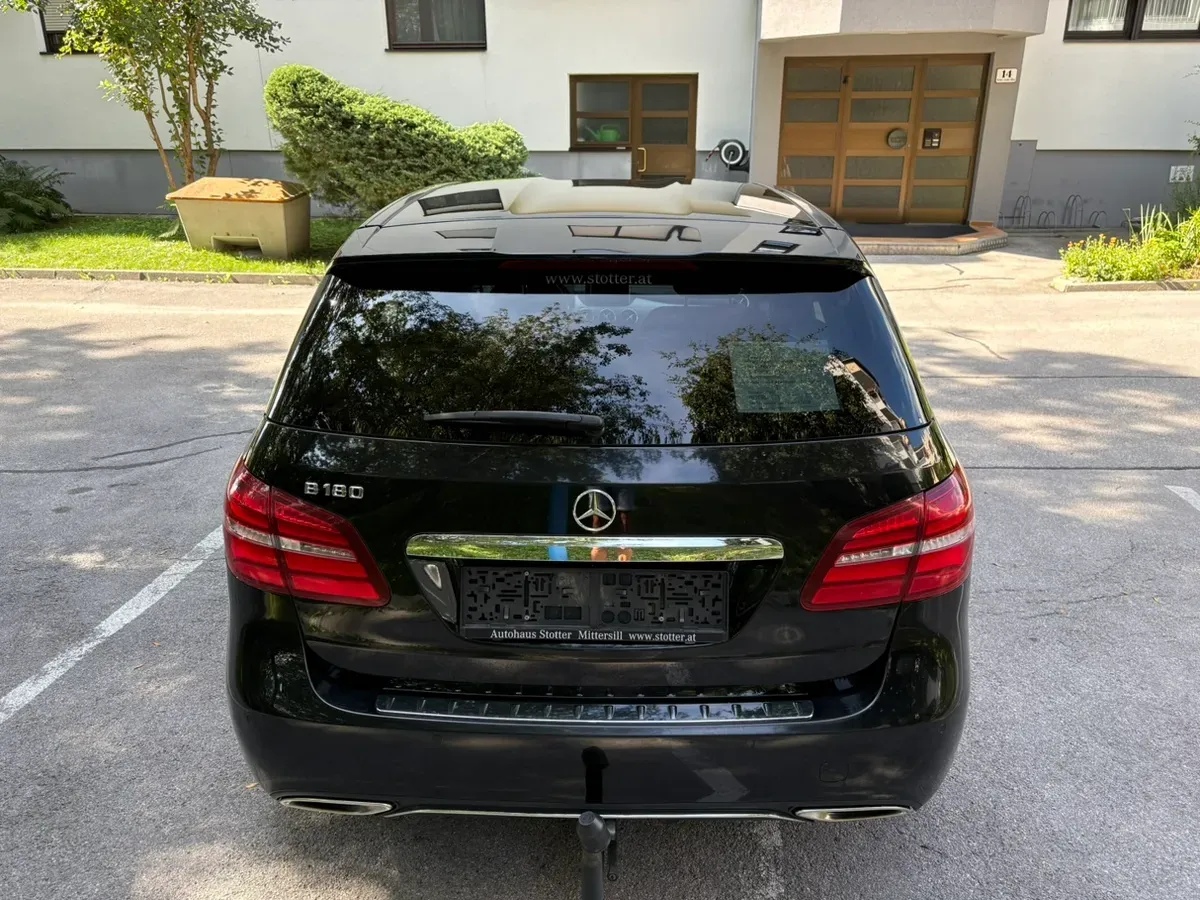 Mercedes-Benz B-Class 2016 photo 3