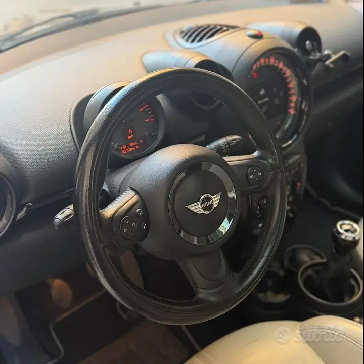 Mini Countryman 2016 photo 5