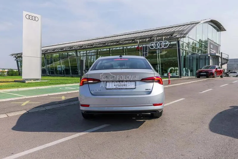 Skoda Octavia 2024 photo 5