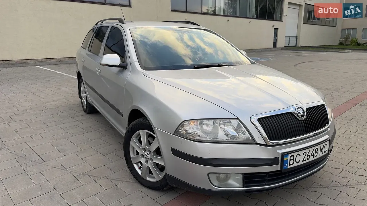 Skoda Octavia 2008 photo 2