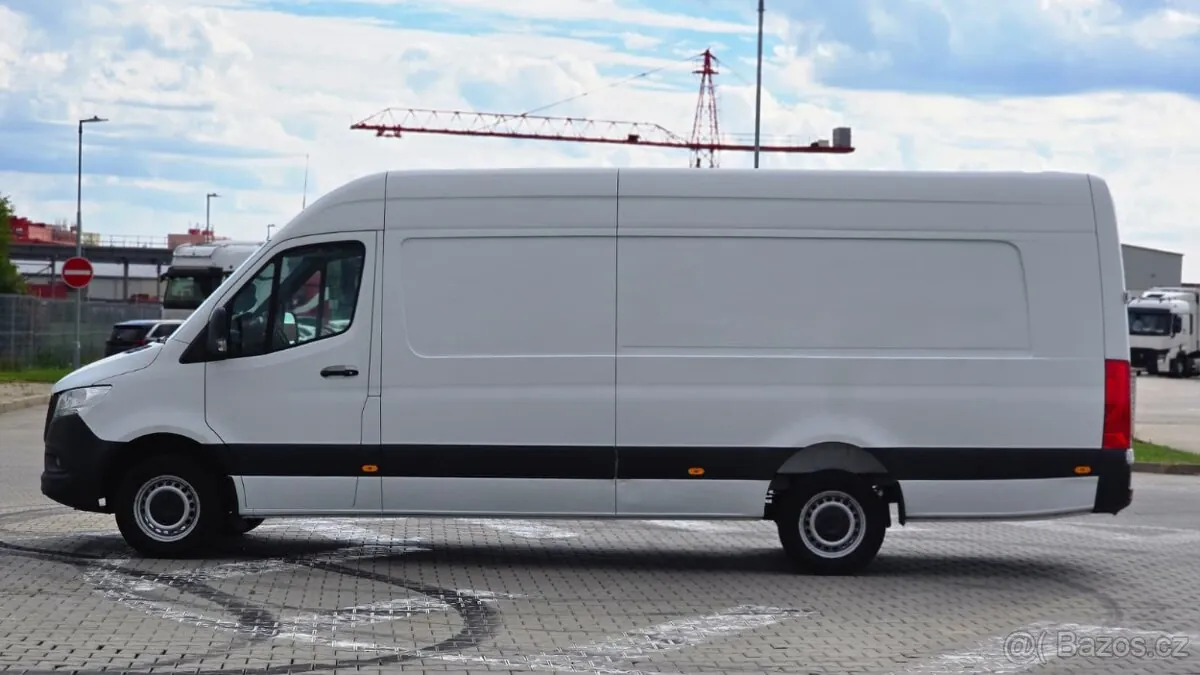 Mercedes-Benz Sprinter 2020 photo 2