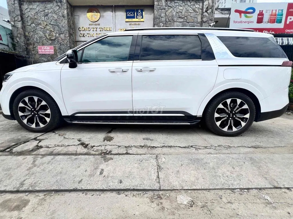 Kia Carnival 2021 photo 2