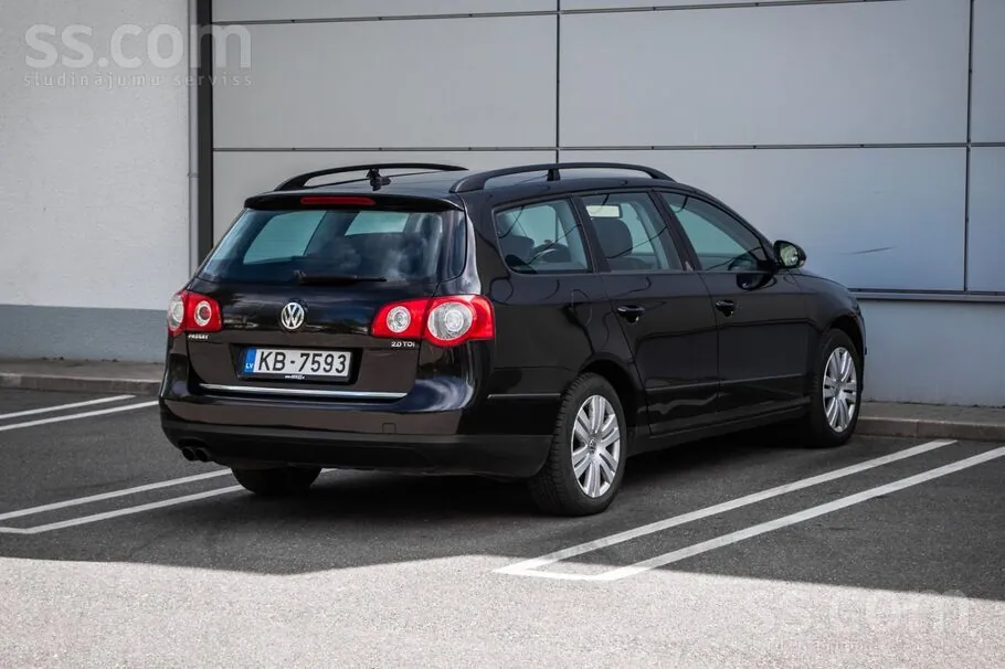 Volkswagen Passat 2010 photo 4