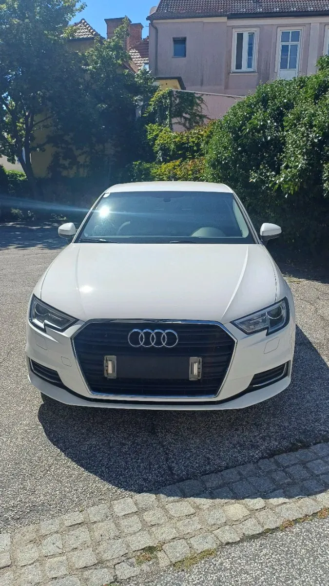 Audi A3 2018 photo 3