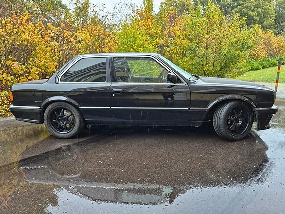 BMW 318I 1983 photo 2