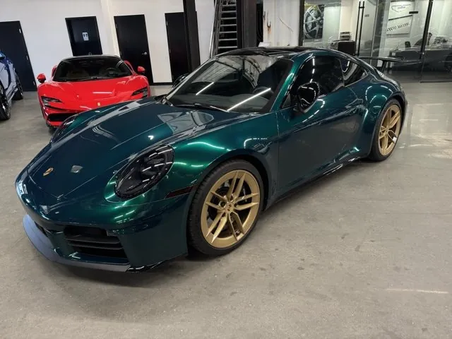 Porsche 911 Carrera S 2025 photo 3