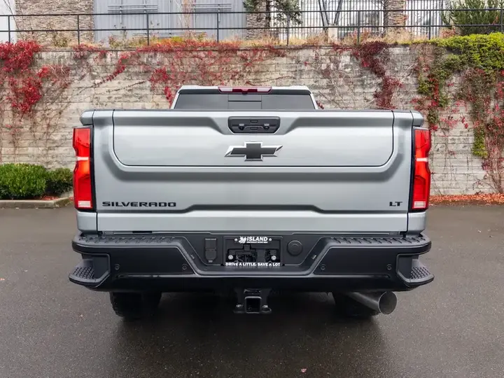 Chevrolet Silverado 3500 2026 photo 4