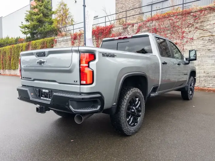 Chevrolet Silverado 3500 2026 photo 5