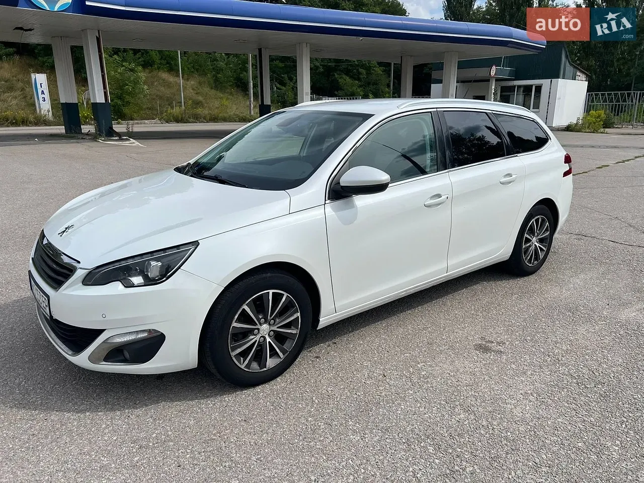 Peugeot 308 2015 photo 5