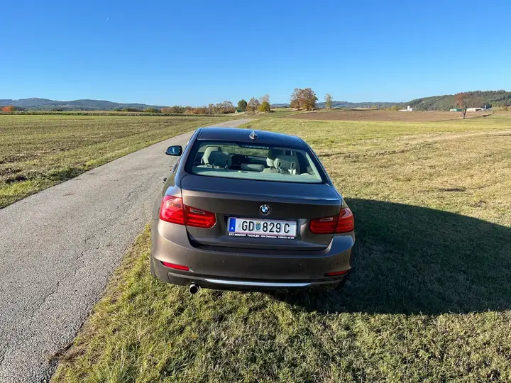 BMW 3 Series 2014 photo 2