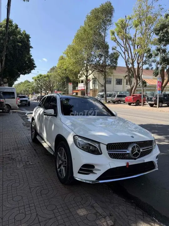 Mercedes-Benz Glc 2019 photo 2
