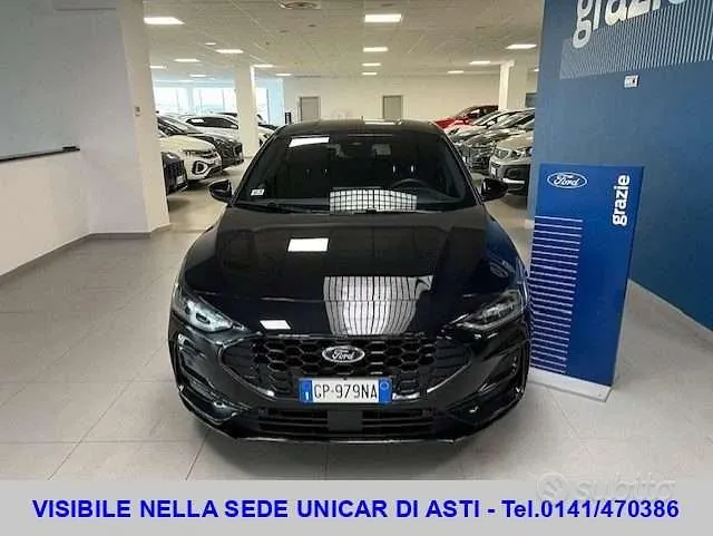 Ford Focus 2023 photo 2
