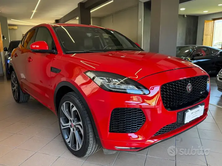 Jaguar E-Pace 2017 photo 2