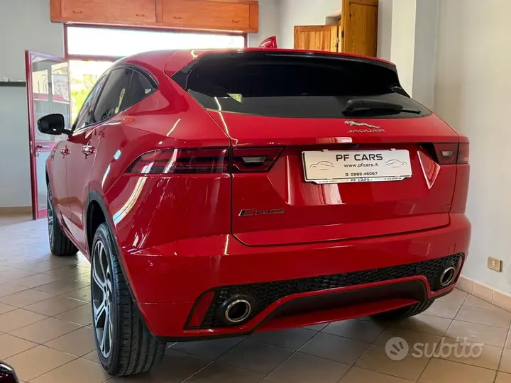 Jaguar E-Pace 2017 photo 5