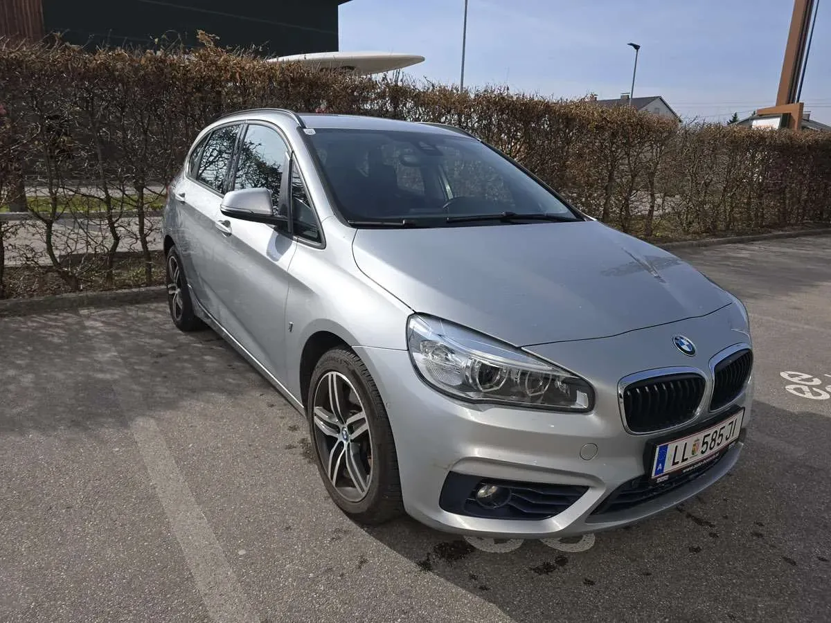 BMW 2 Series 2018 photo 2