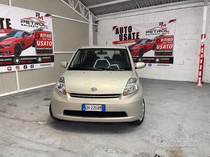 Daihatsu Sirion 2007 photo 2