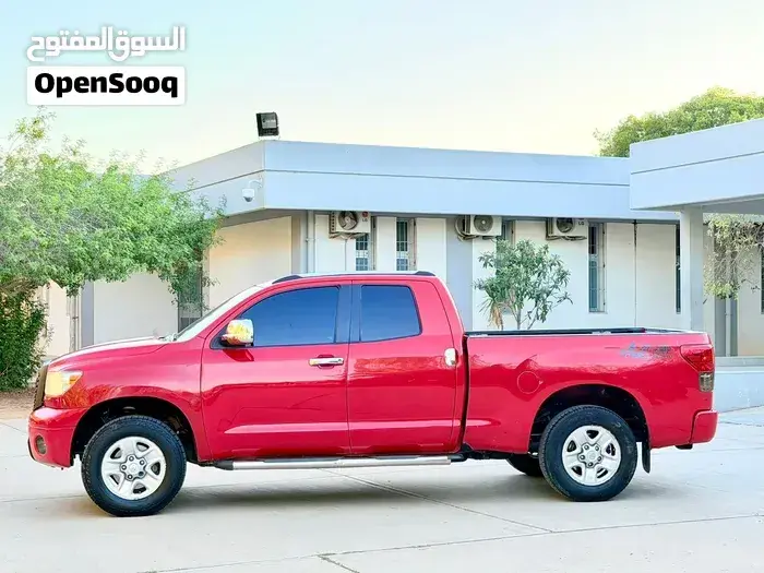 Toyota Tundra 2010 photo 2