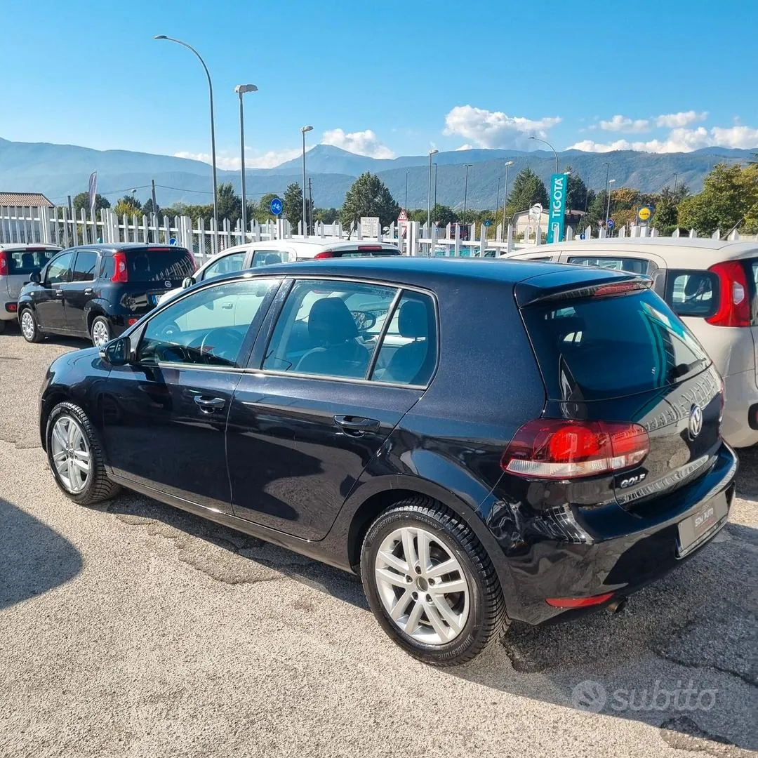Volkswagen Golf 2011 photo 5